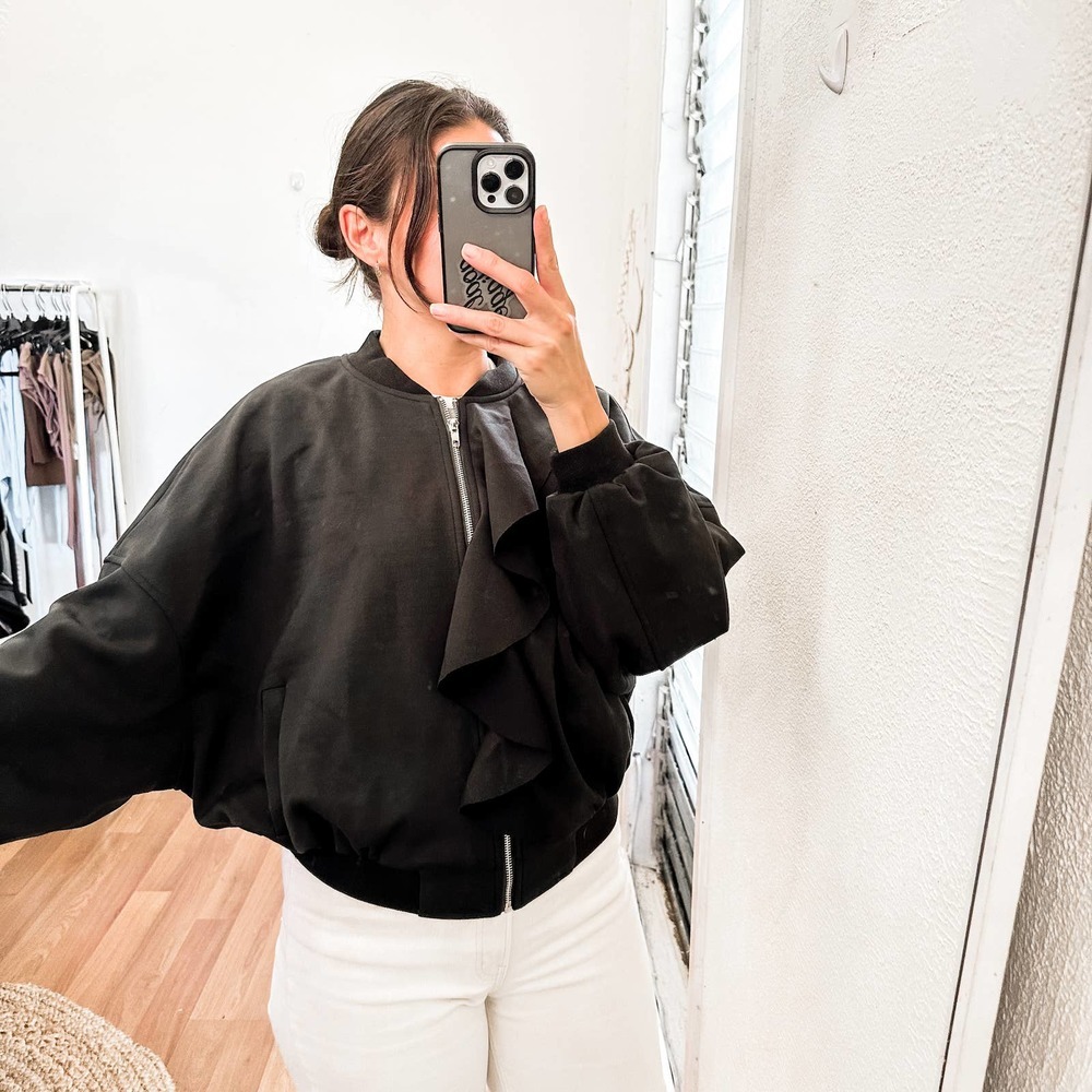 Excellent Condition Few Moda Ruffle Black Bomber Jacket - Size Small - Picture 2 of 13